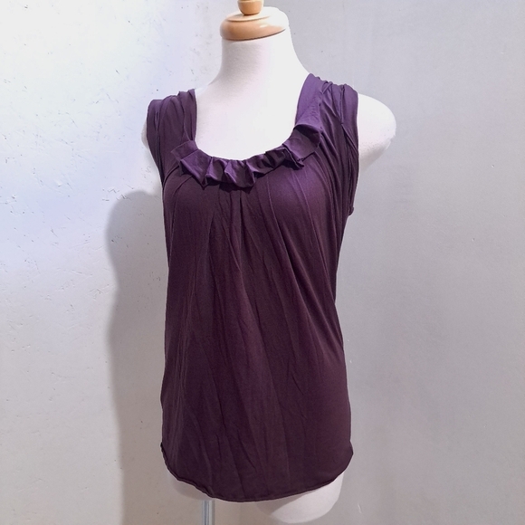 Wilfred | Dark purple ruffled collar sleevless shirt - Picture 3 of 7